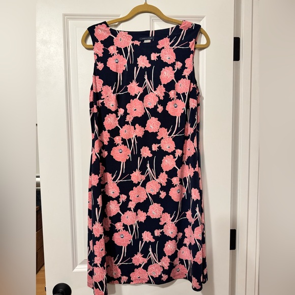 Tommy Hilfiger Dresses & Skirts - Tommy Hilfiger Pink Floral Mini Dress